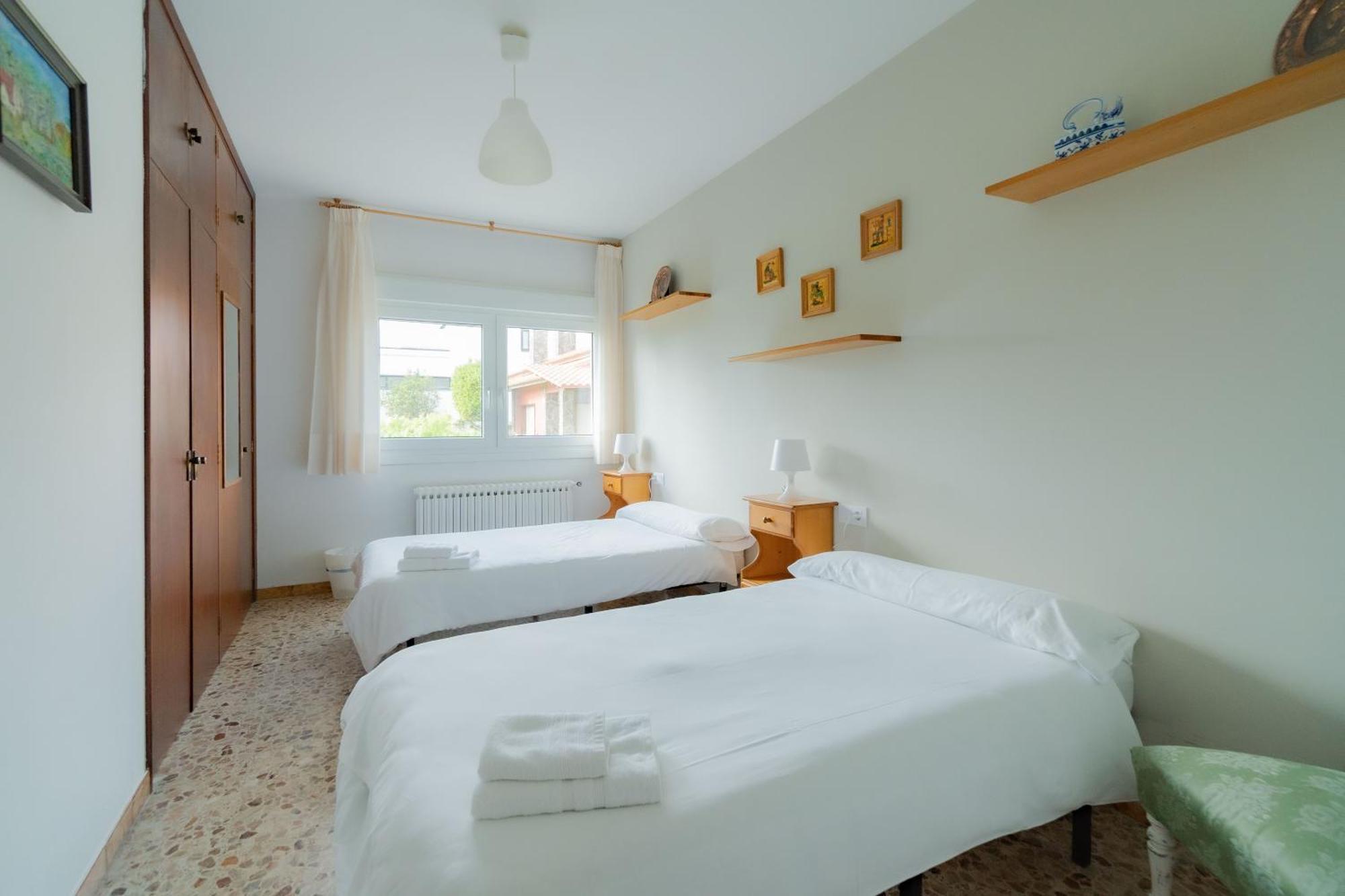 Chalet Areo Do Rio - Playa De Razo Екстериор снимка